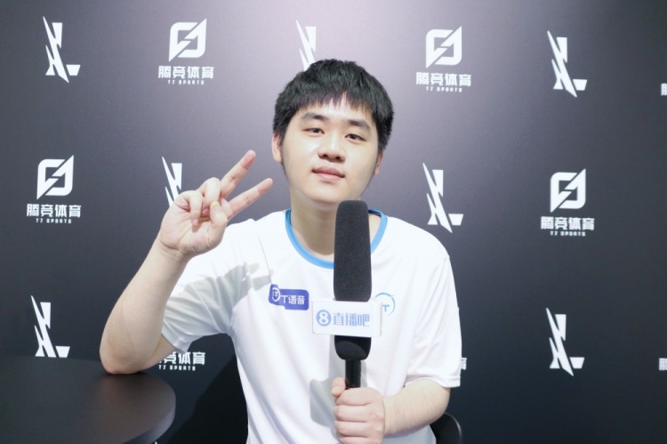 球再添辉煌 球再添辉煌