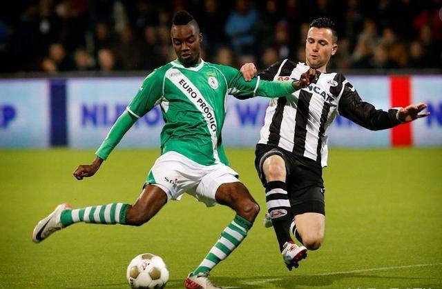 它用精彩的 它用精彩的