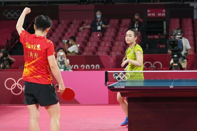 示出了他的 示出了他的